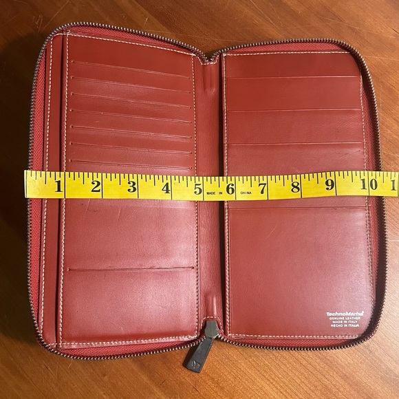 TechnoMarine Genuine Leather “Made in Italy” Zip Around Regular Size Folio 🇮🇹 - Picture 14 of 14